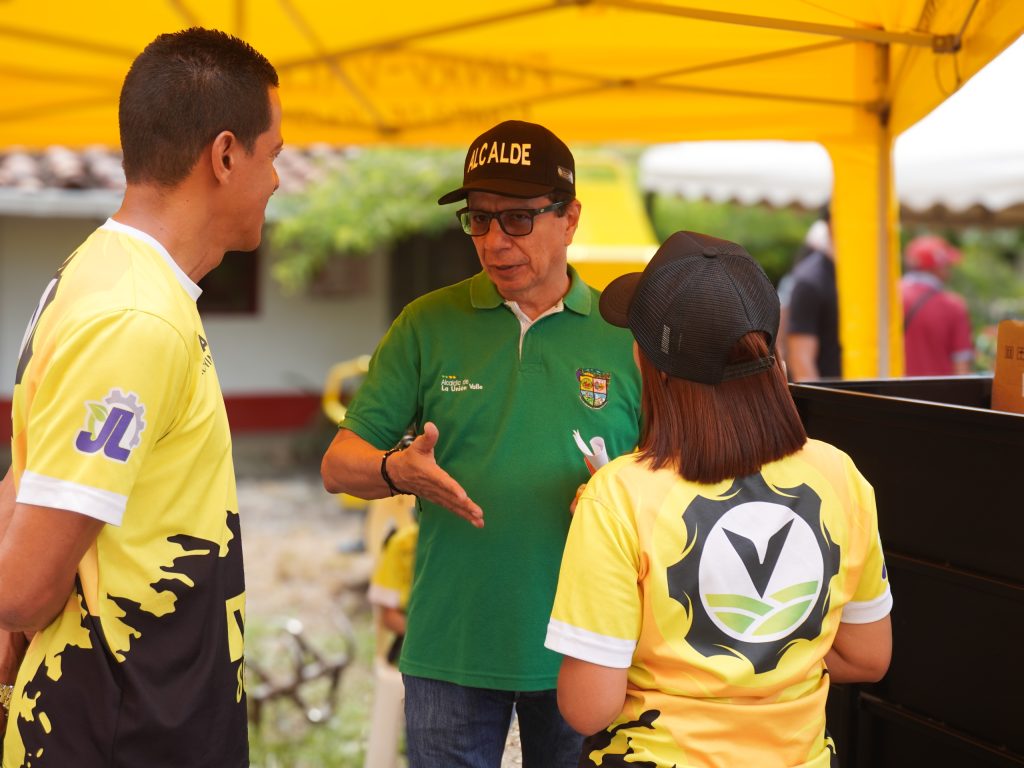 WhatsApp Image 2025-05-26 at 11.00.27 AM-11